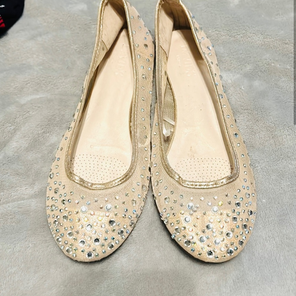 Beautiful David’s bridal flats